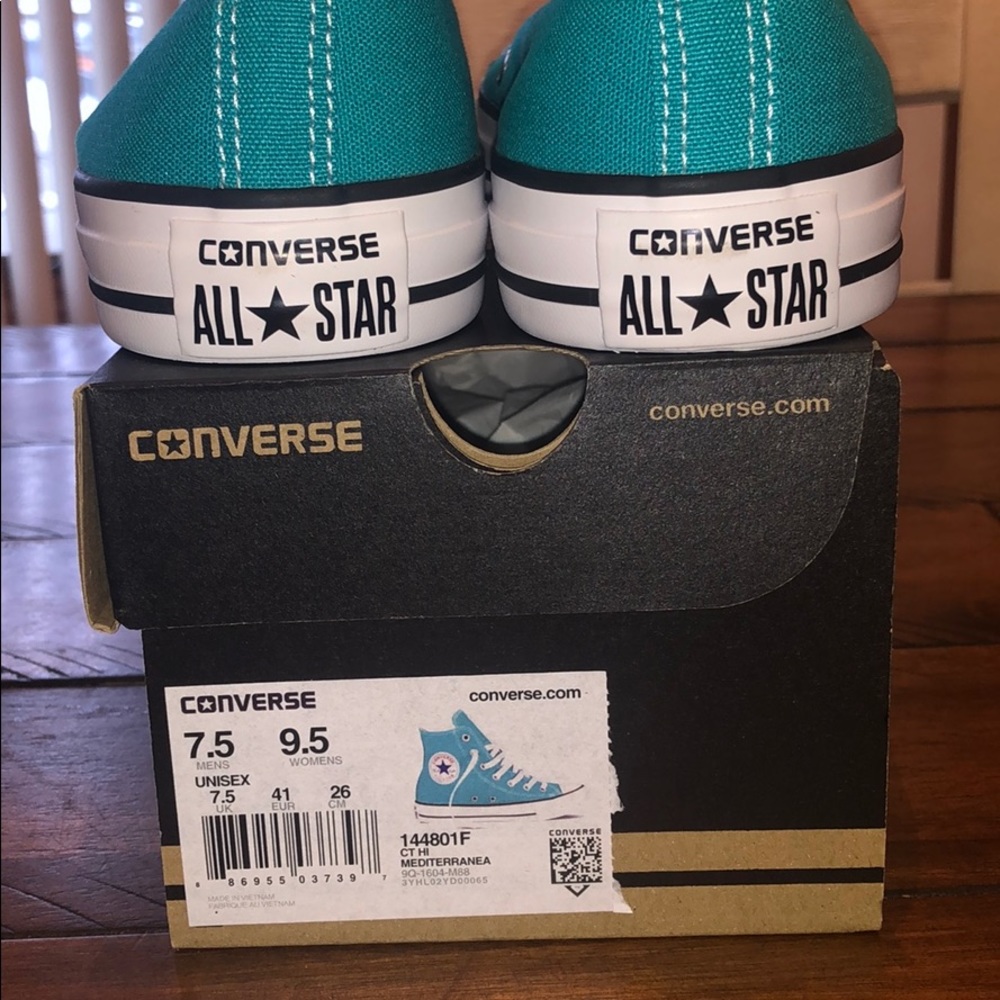 Converse Chuck Taylors